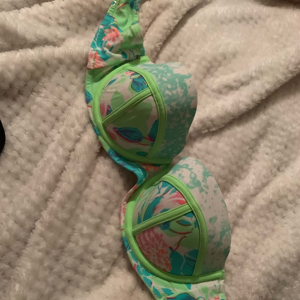 Victoria secret Bikini tops